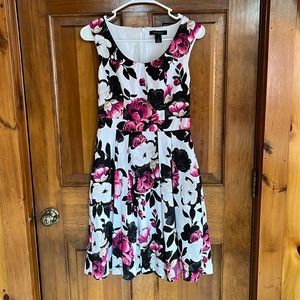 White House Black Market Floral Sleeveless Dress-Size 2